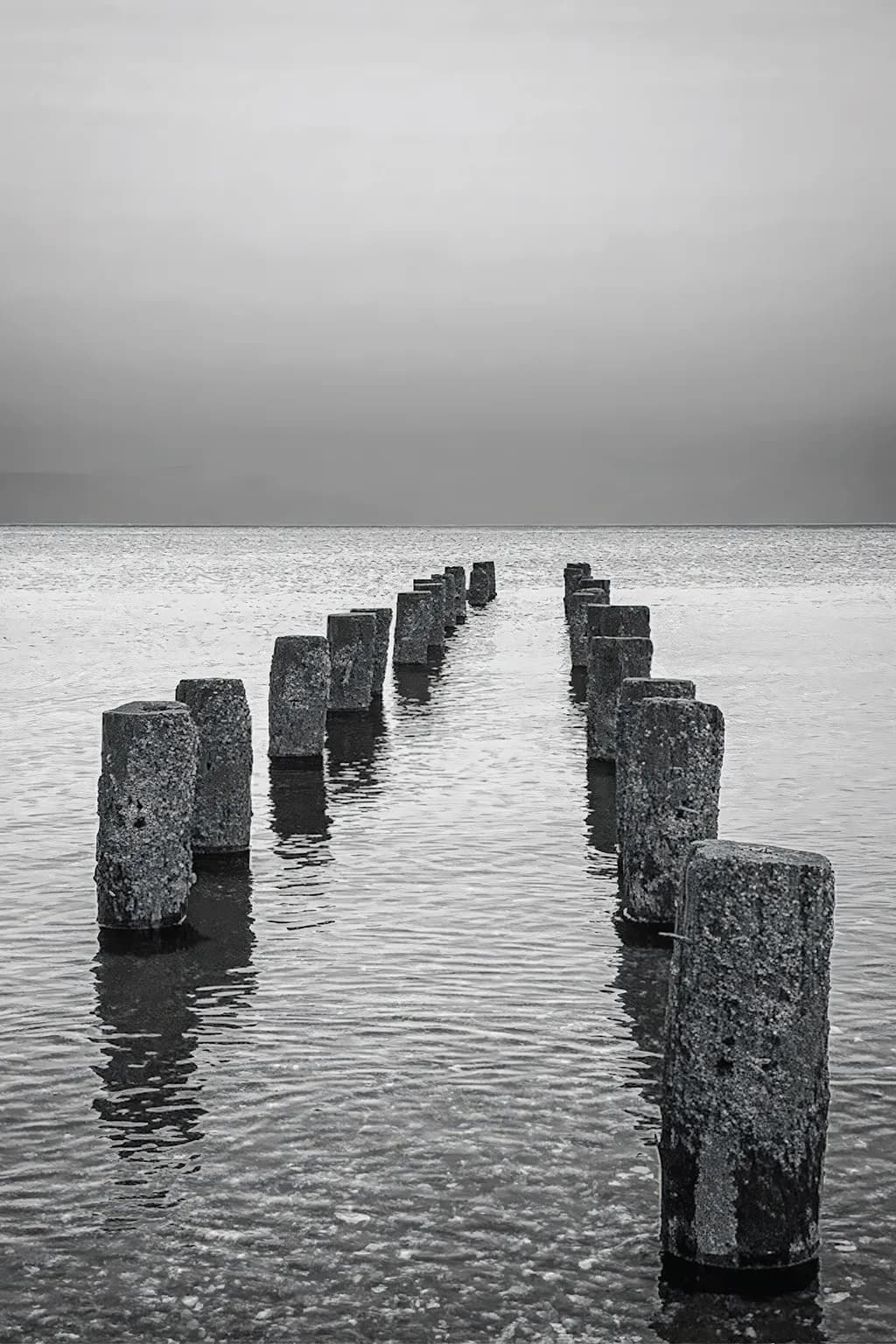 Fading Pierposts