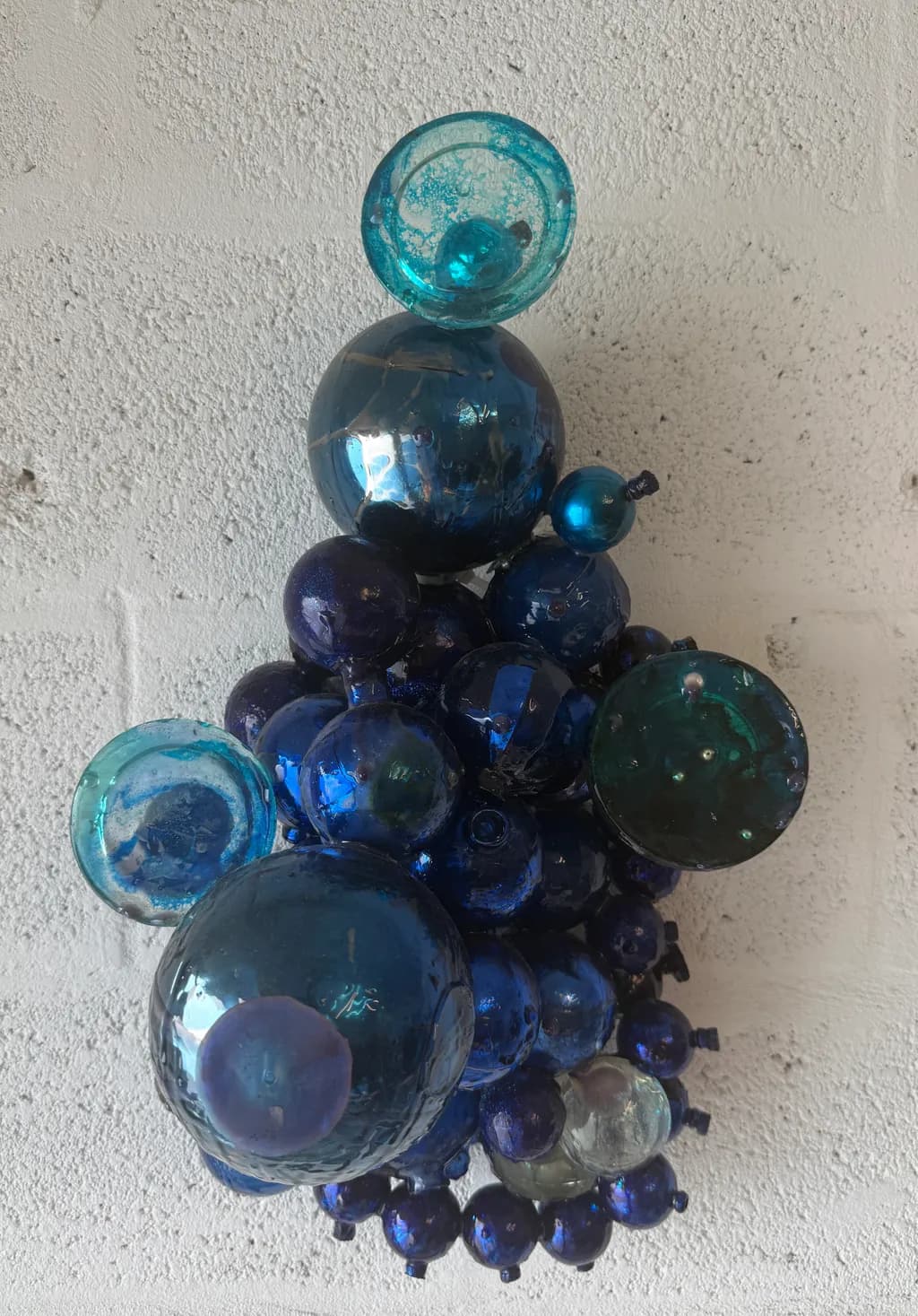 Clustered Spheres