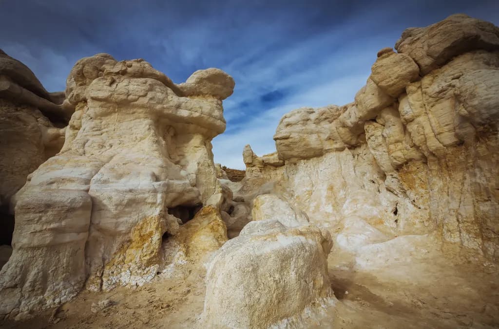 Eerie Rocks