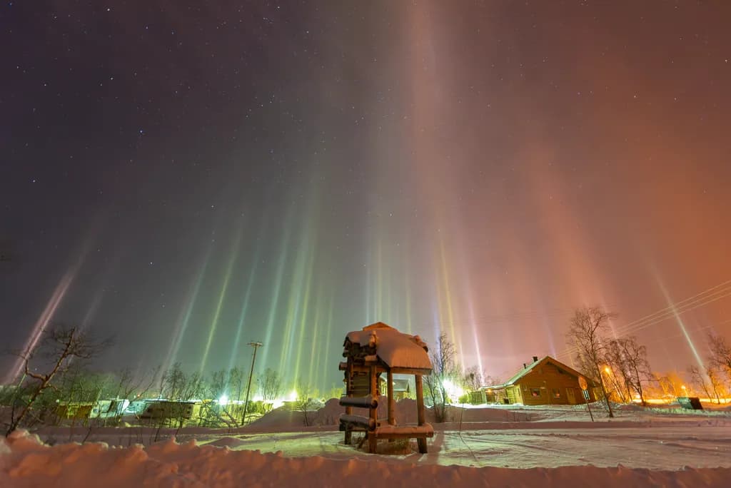 Polar Light Pillars
