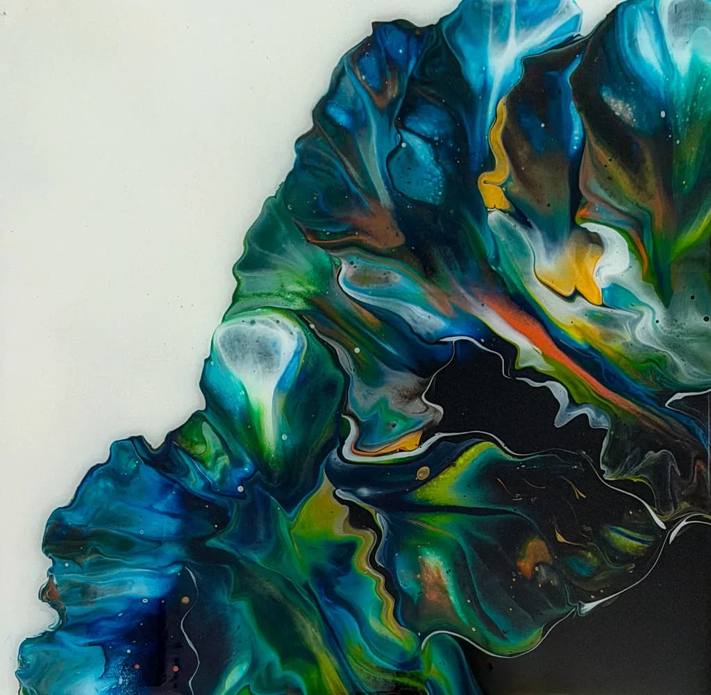 Flowing Organic Color