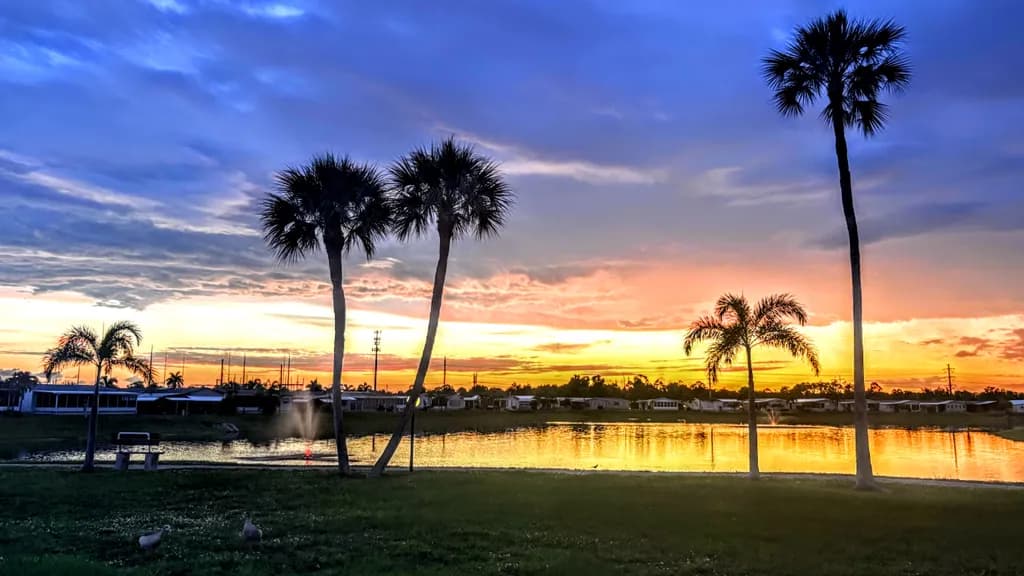 Lake Horizon Sunset Glow