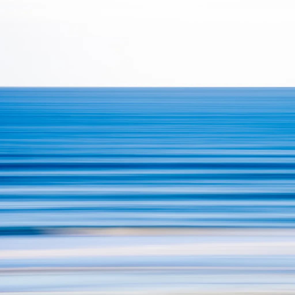 Calm Horizon Blur
