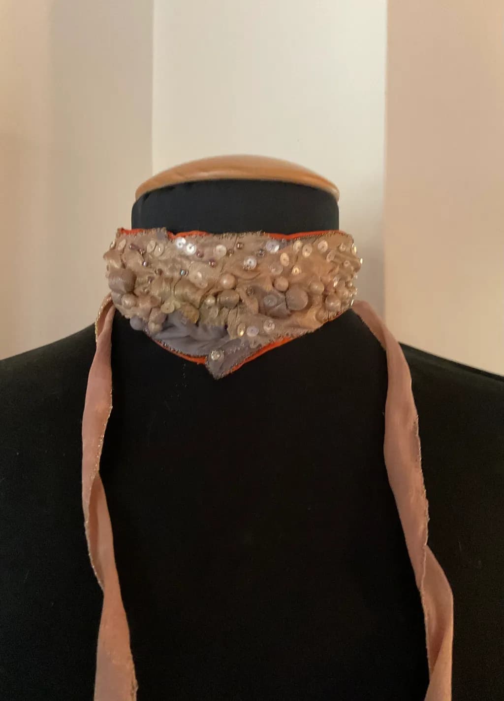 Textured Elegance Choker