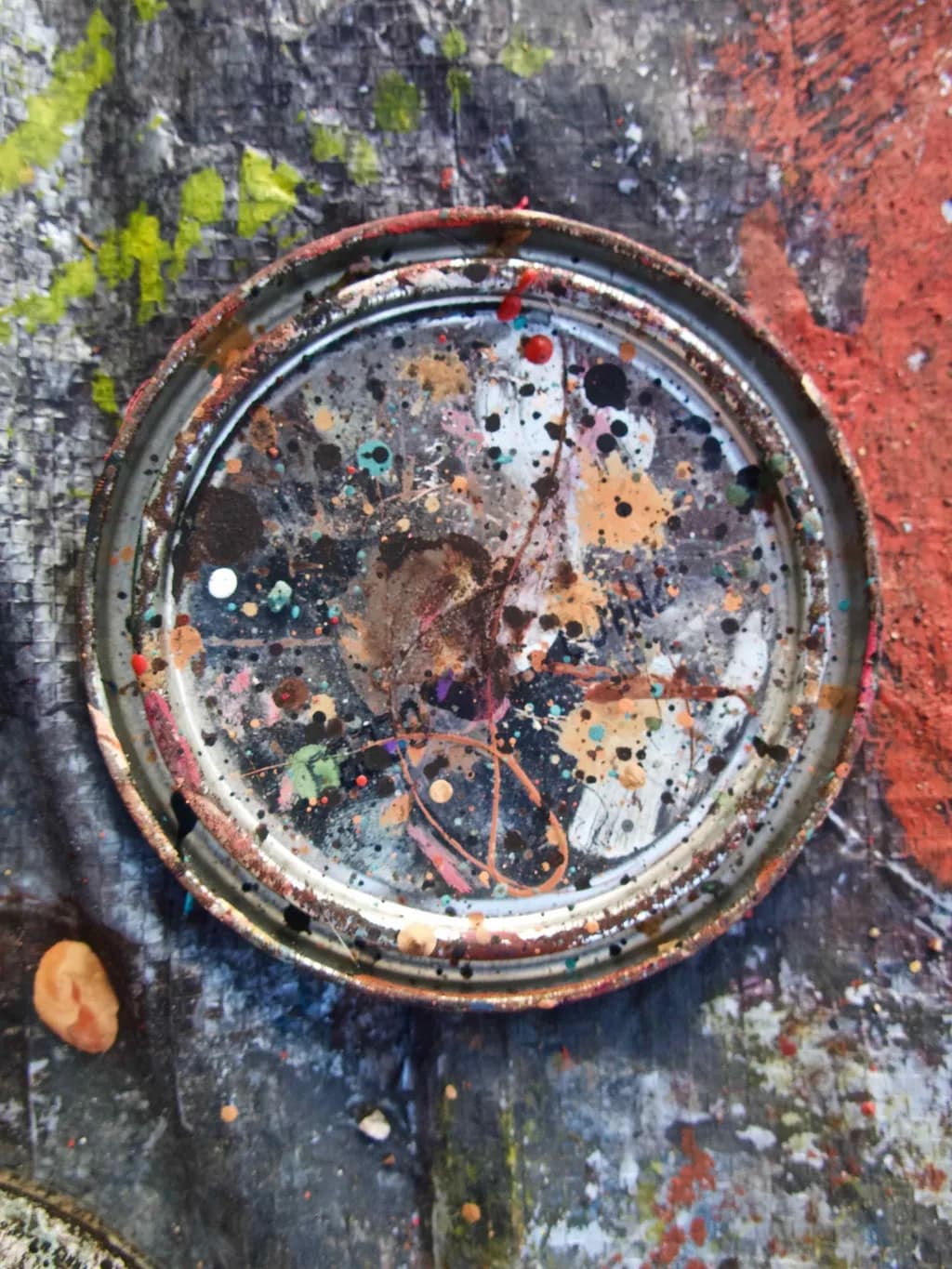 Splattered Lid