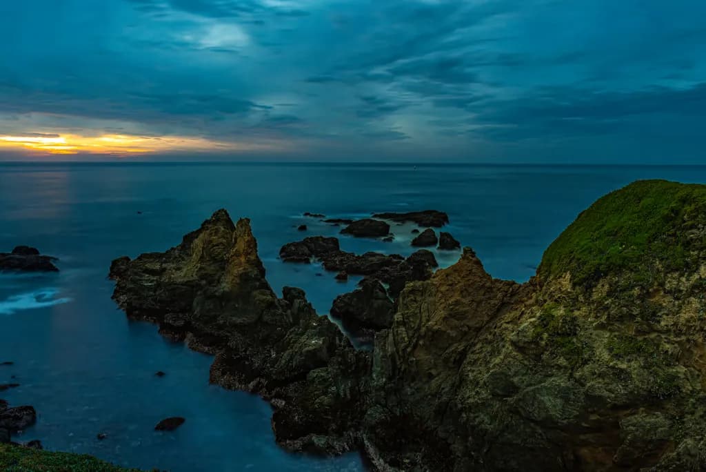 Whispers of the Pacific: A Serene Evening at California's Coastal Cliffs