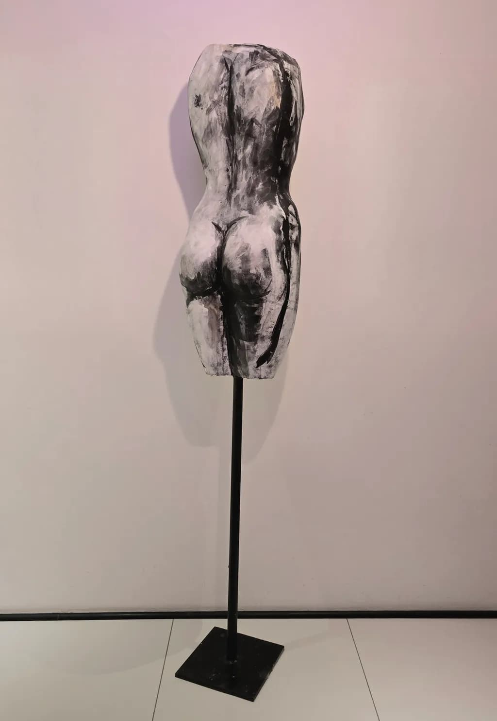 Ethereal Monochrome: The Poetic Form of Abstract Expressionism
