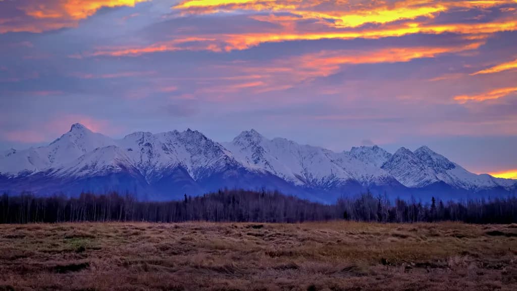 Matanuska Valley Sunrise Peaks