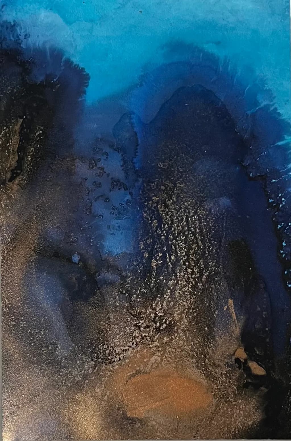 Fluid Blue Contrast