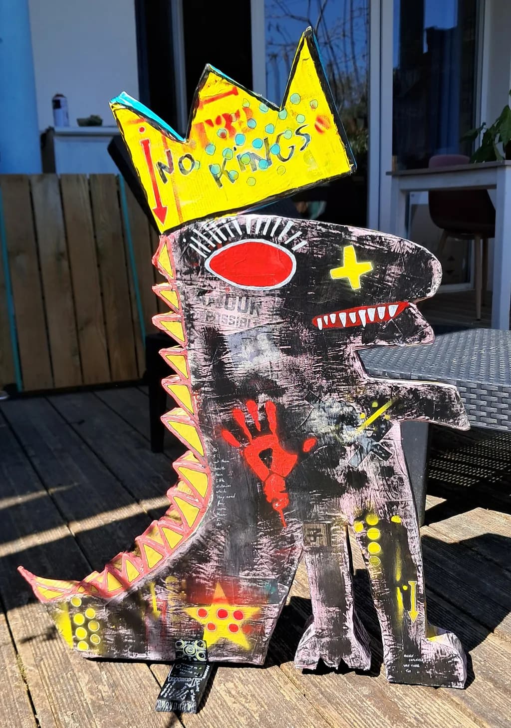 Crowned Dino Guardian