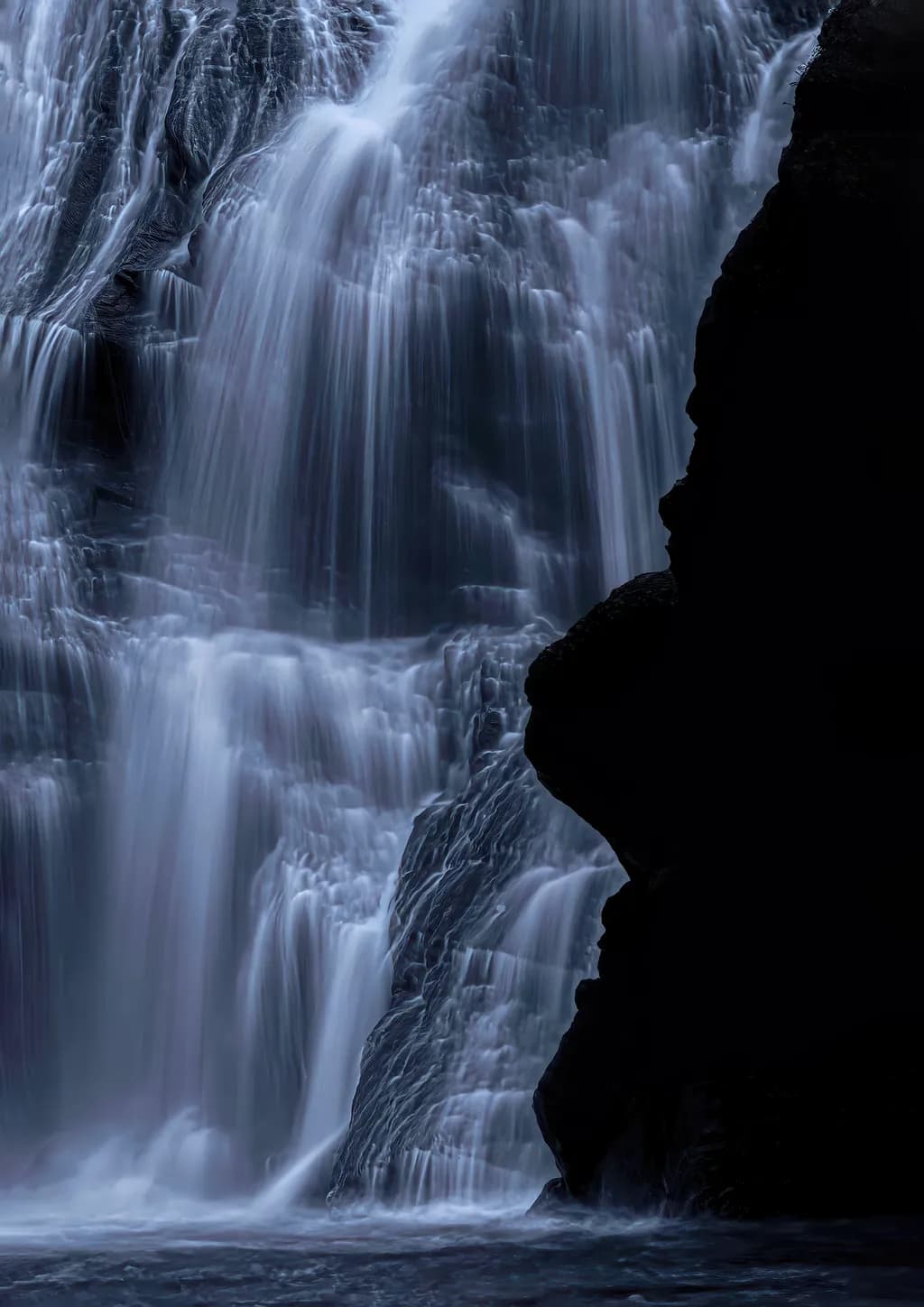 Vinstrafossen Waterfall