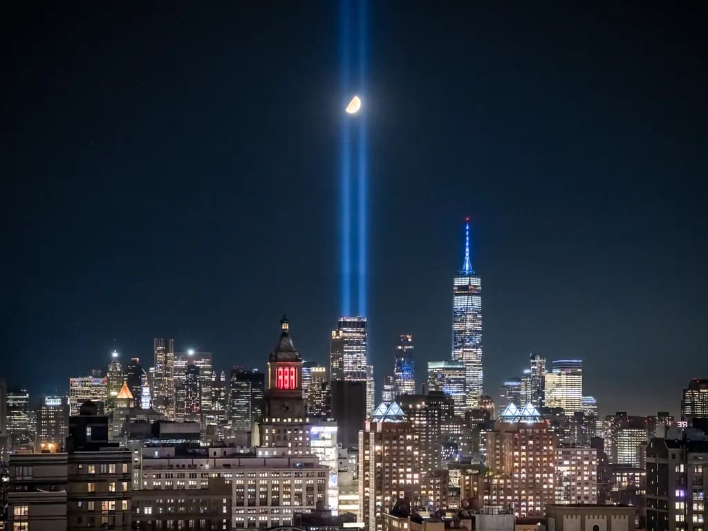 Memorial Lights