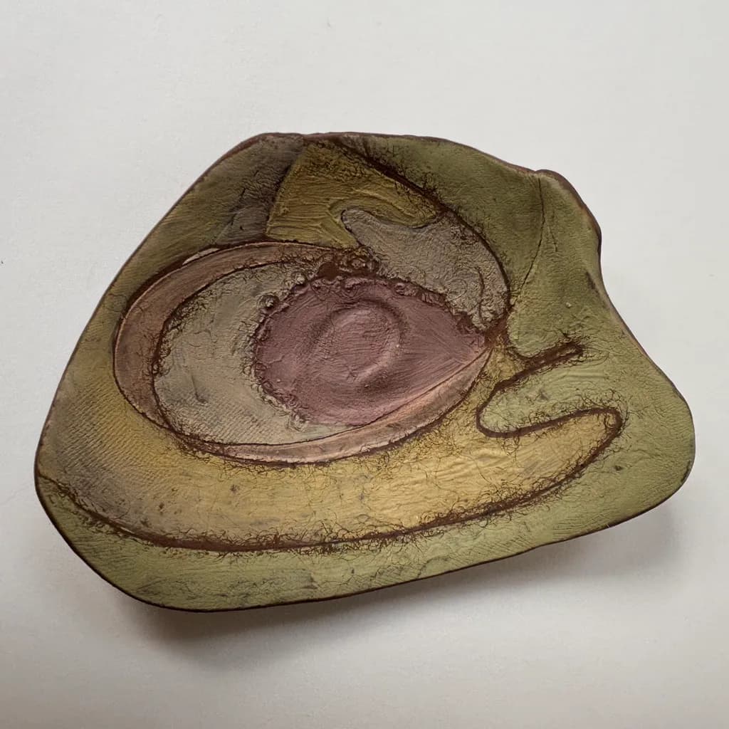 Abstract Ear Vessel