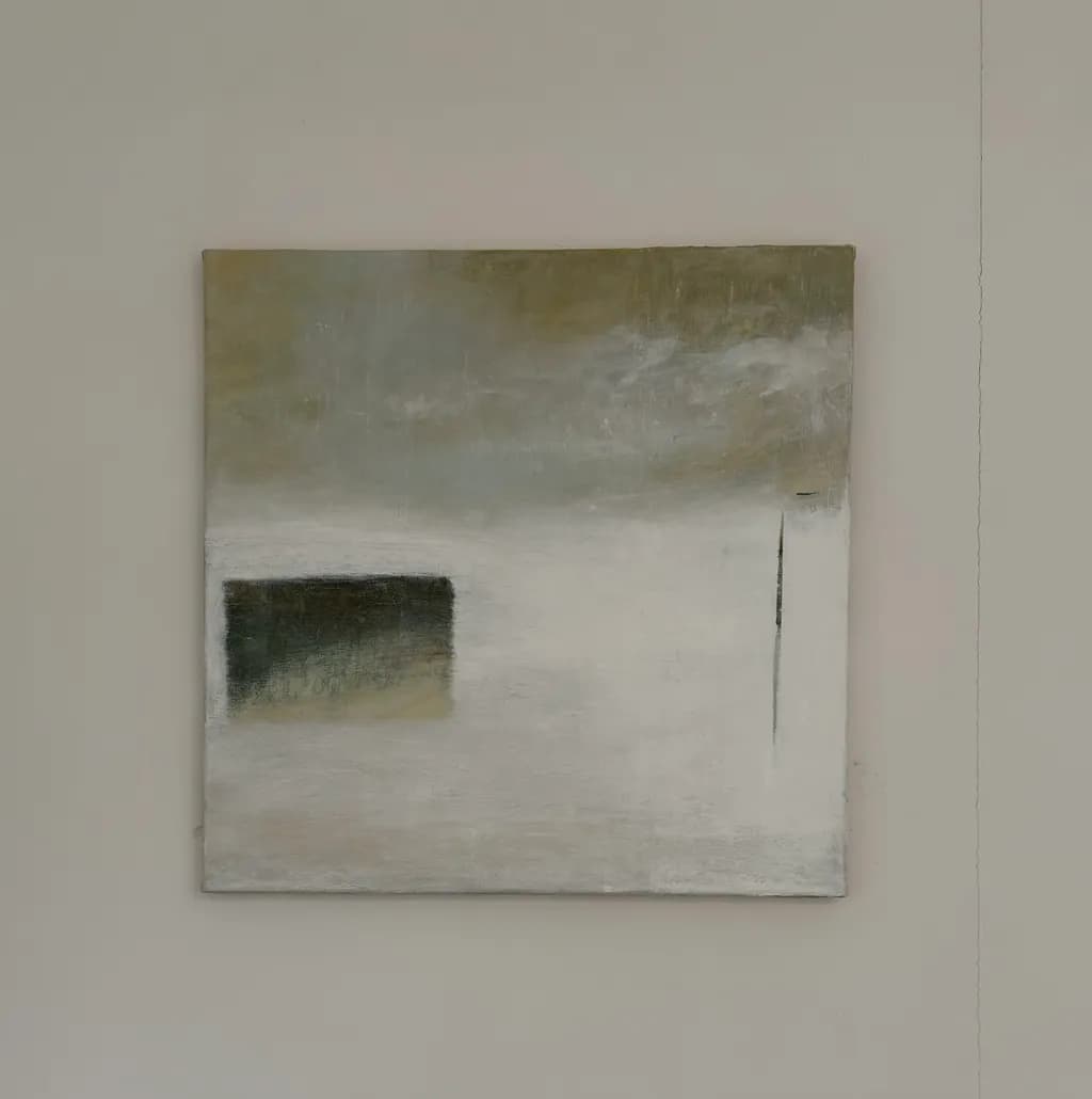 Muted Horizon