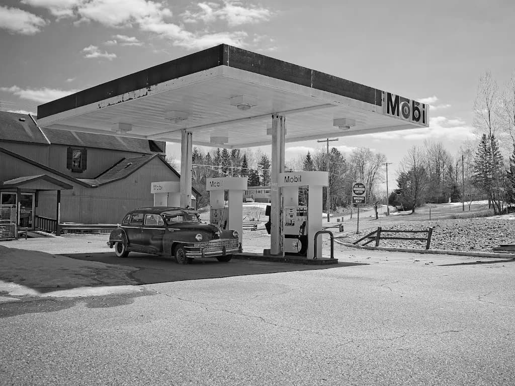 Retro Roadside Stop