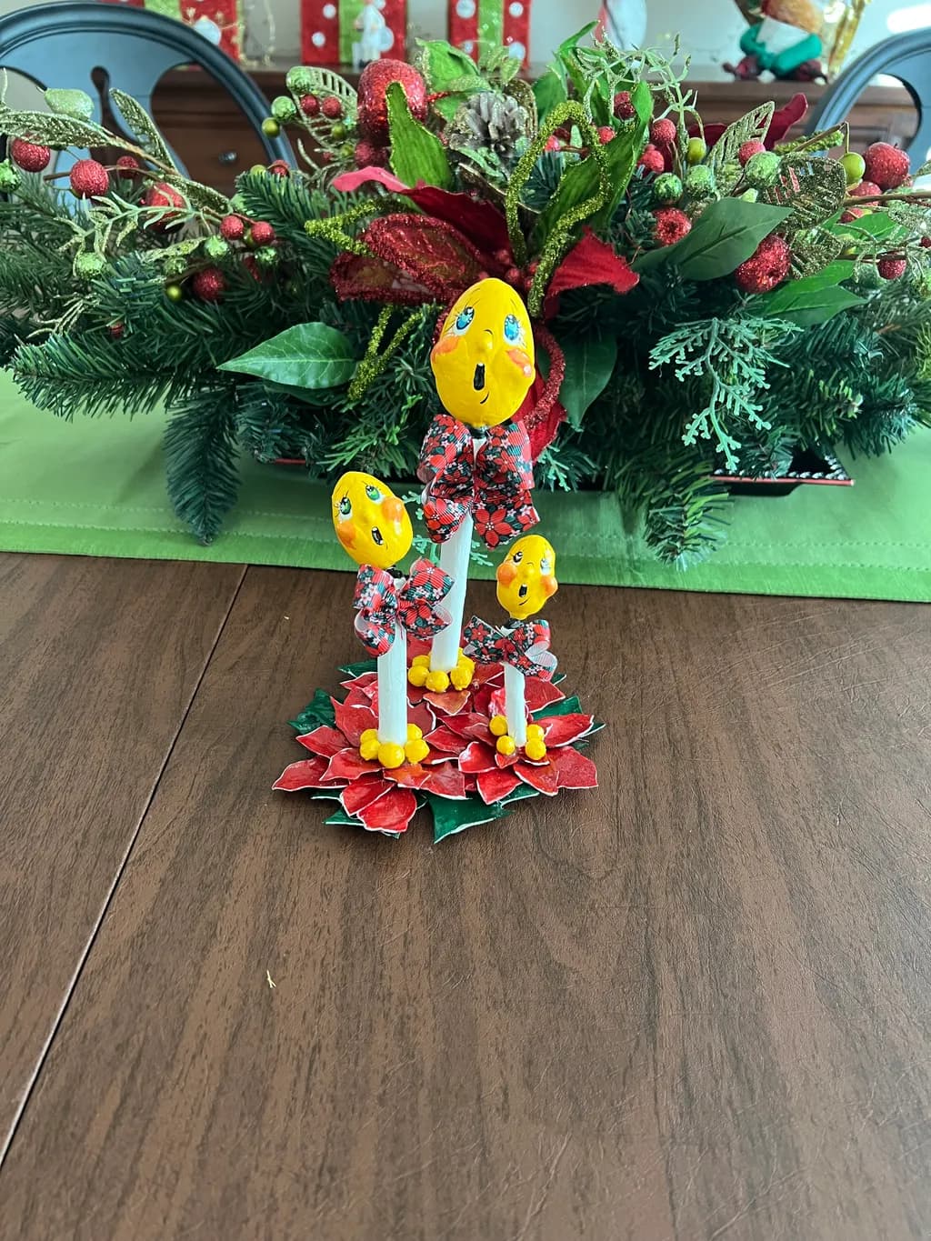 Caroling Chick Trio