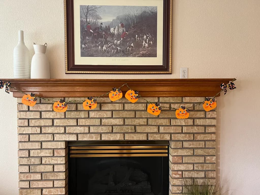 Pumpkin Garland Faces