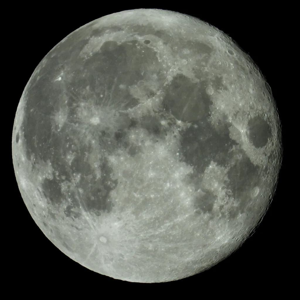 Lunar Majesty