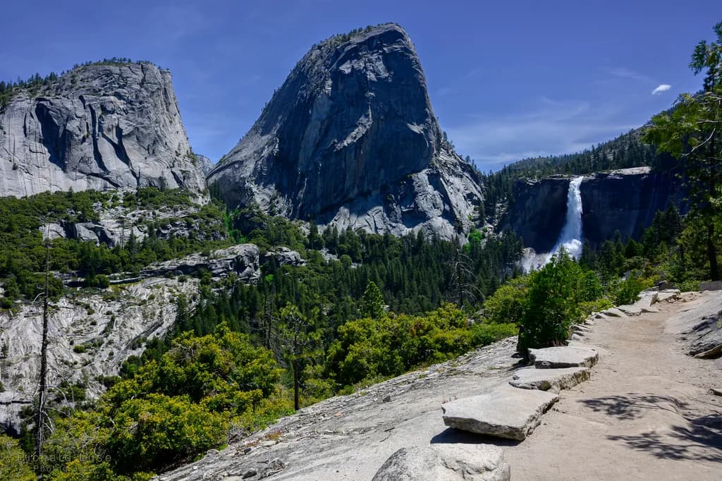 Yosemite Falls Muir Trail