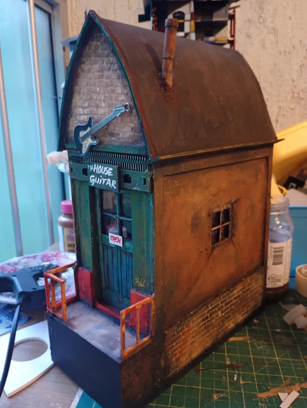 House Guitar