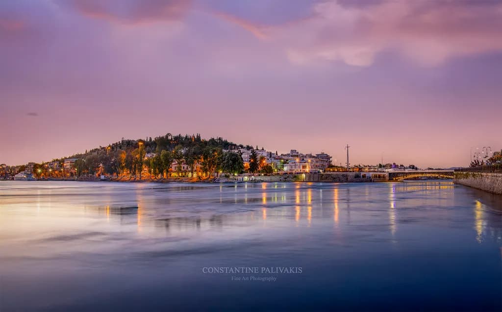 Serenity at Dusk: A Tranquil Reflection of Coastal Beauty