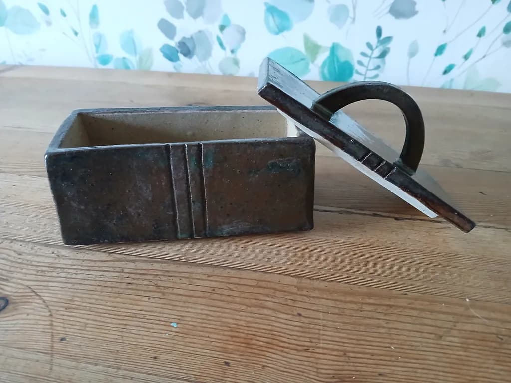Quiet Geometry Box