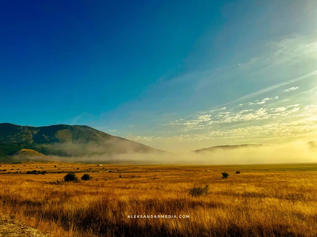 Golden Mist Mountains