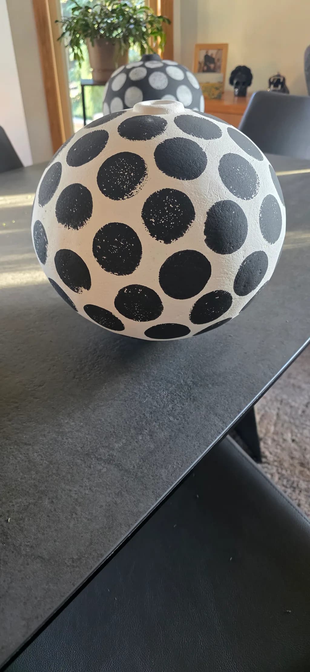 Whimsical Polka-Dot Ceramic Vase: A Modern Touch for Your Home Decor