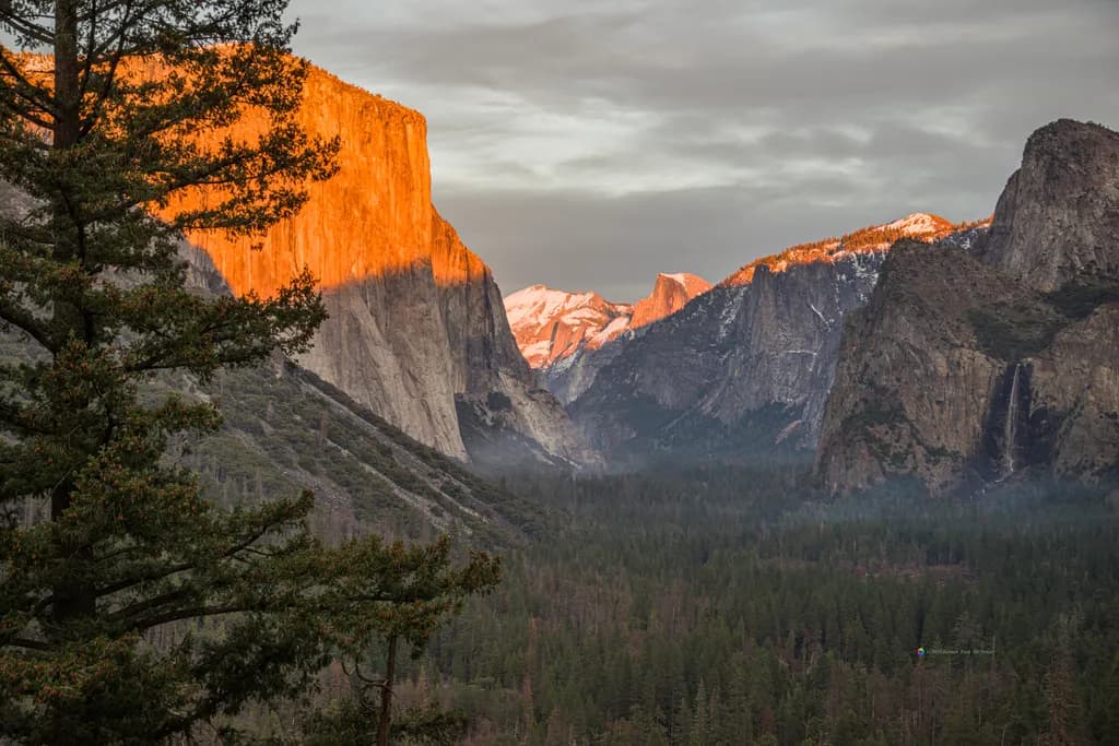 Tunnel View Sunset