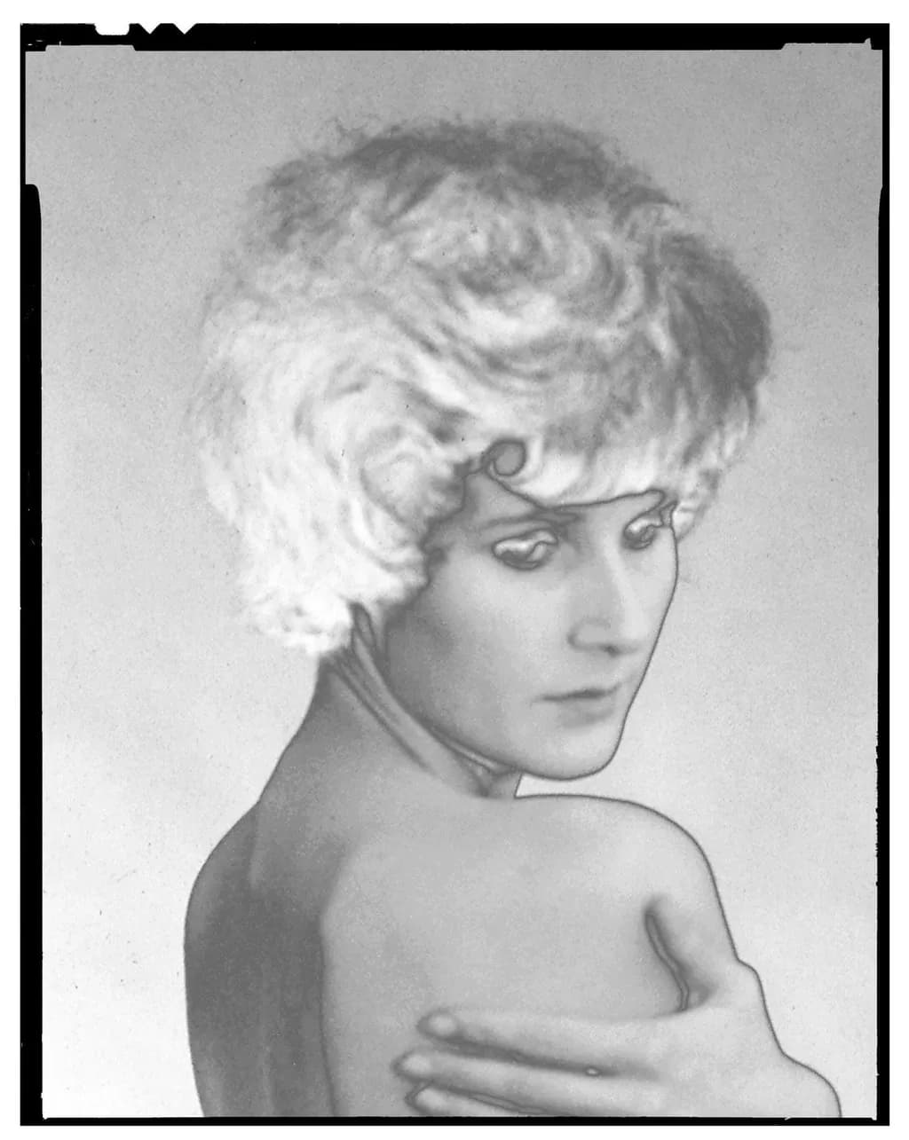 Shoulder Glance in Monochrome