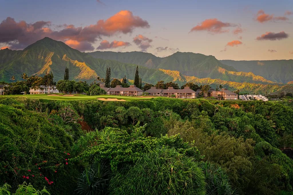 Serenity in the Mountains: A Tranquil Evening in Paradise