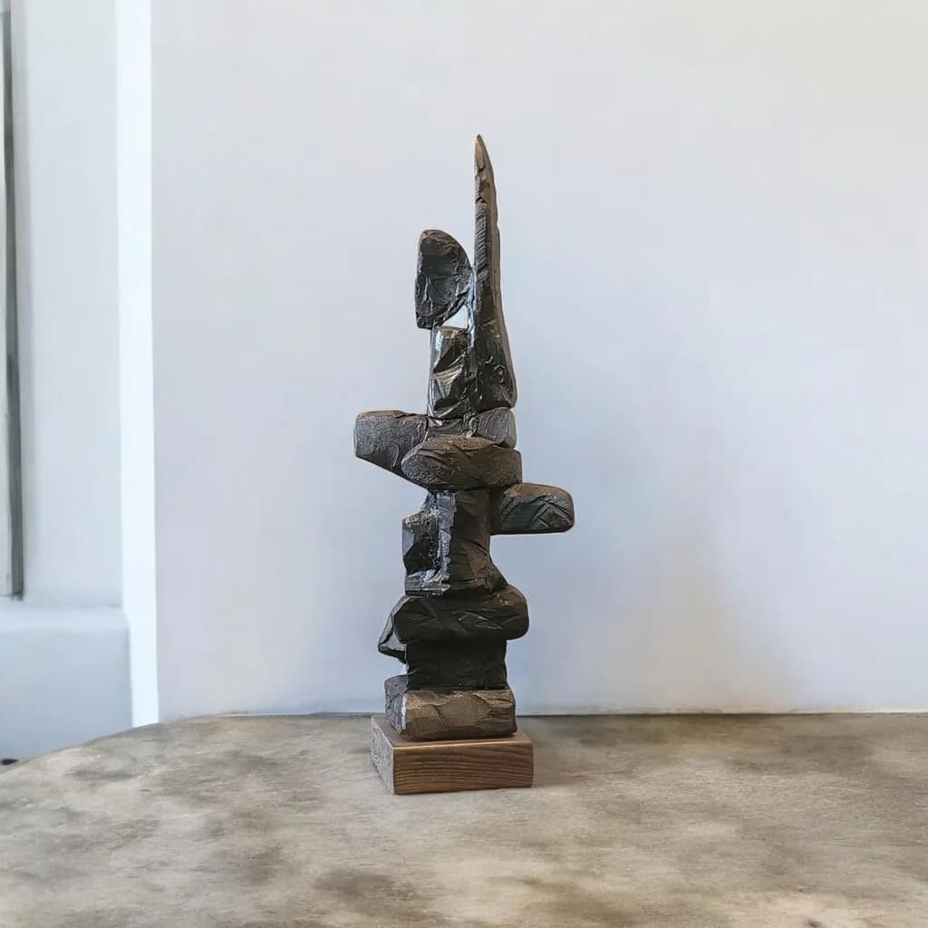 Ethereal Balance: A Modern Abstract Stone Sculpture in Harmony and Design