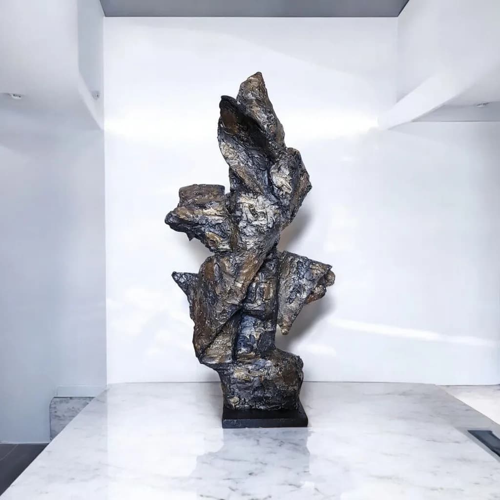 Ethereal Metallic Harmony: An Abstract Sculpture of Modern Design