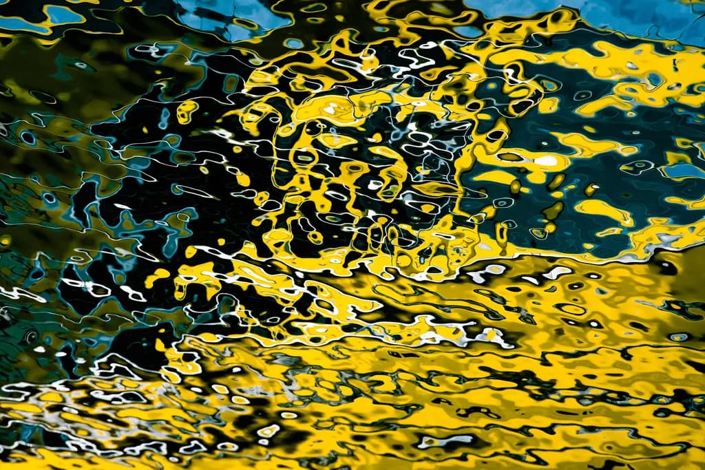 Spaceman Reflection