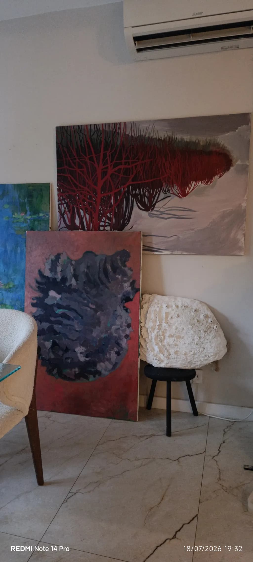 Abstract Currents