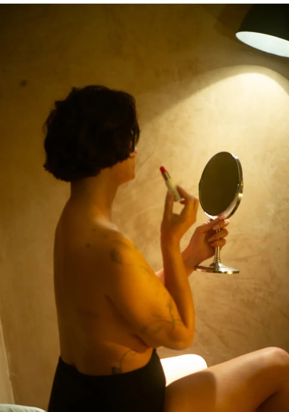 Self-Reflection in Color