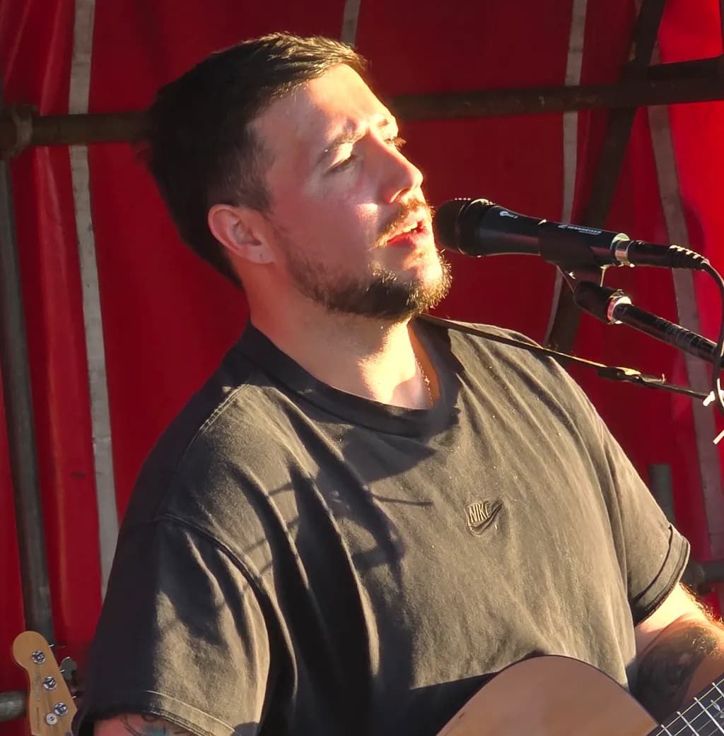 Sunlit Performance