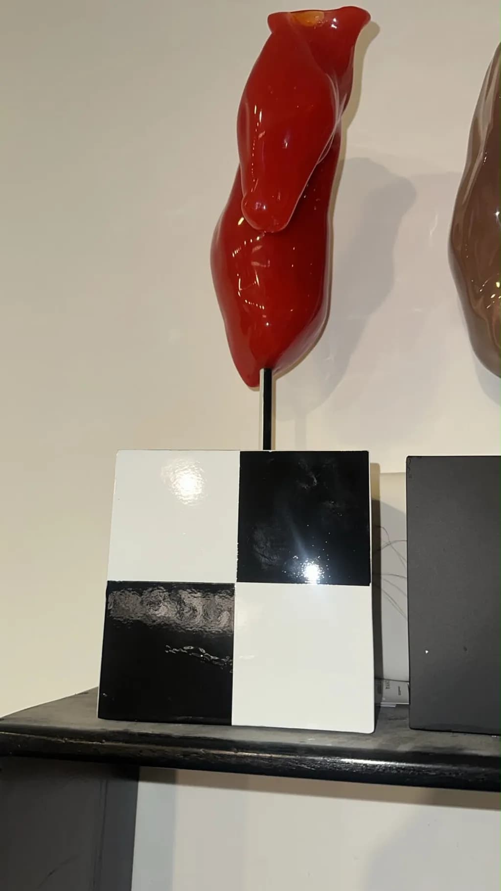 Abstract Red Form