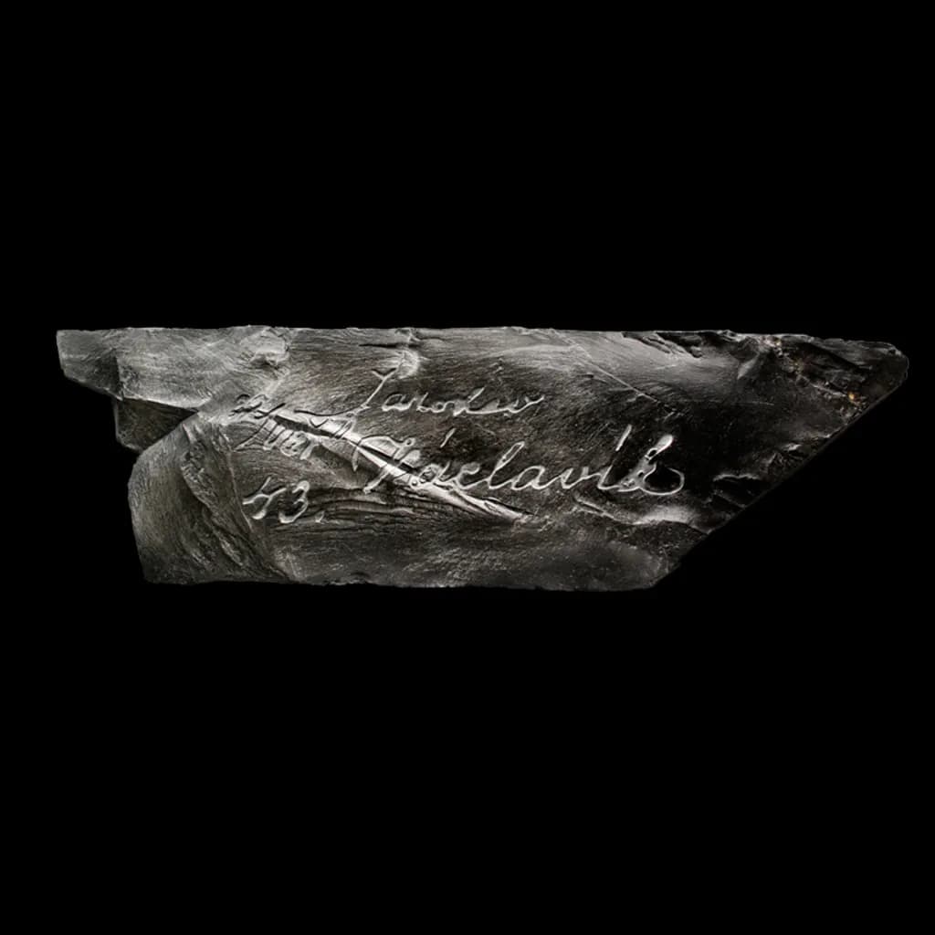 Bela Gold Inscription
