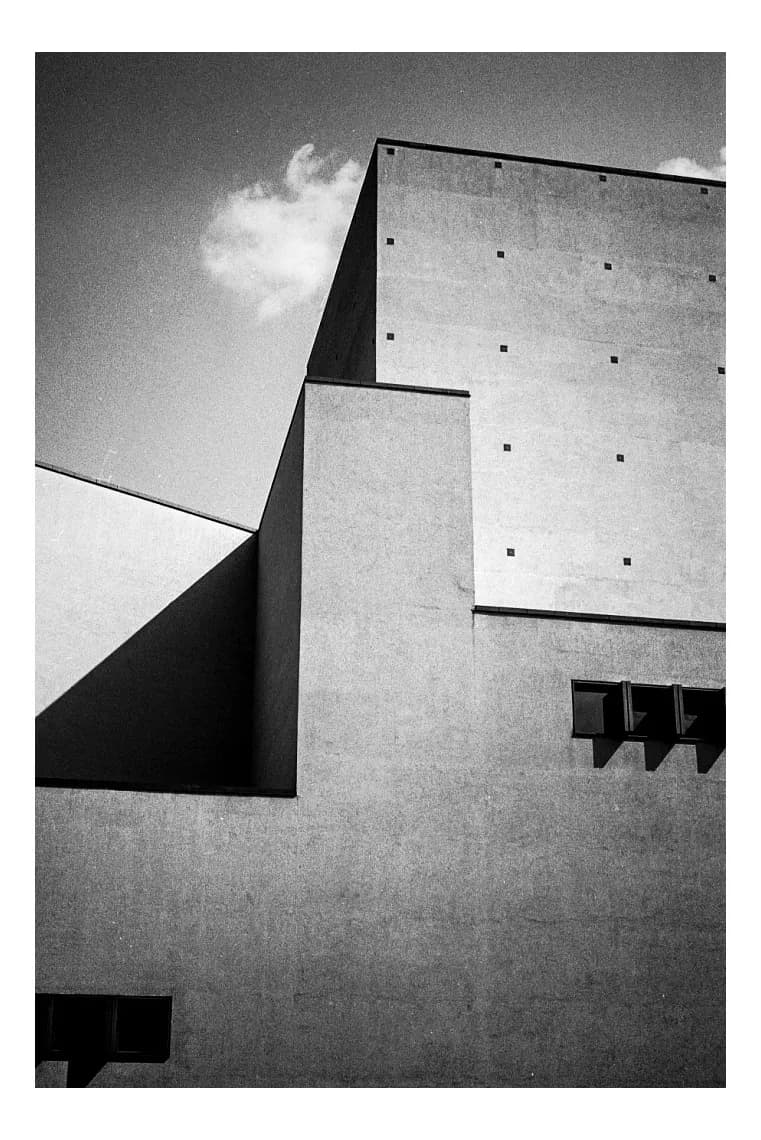 Geometric Facade