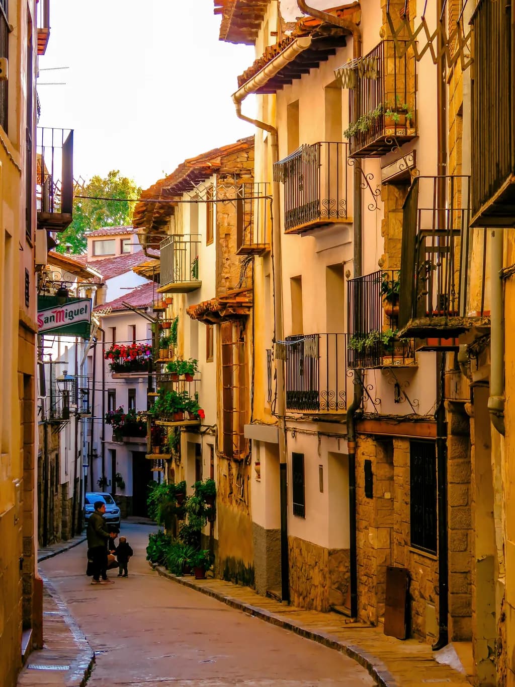 Sunlit Alleyway