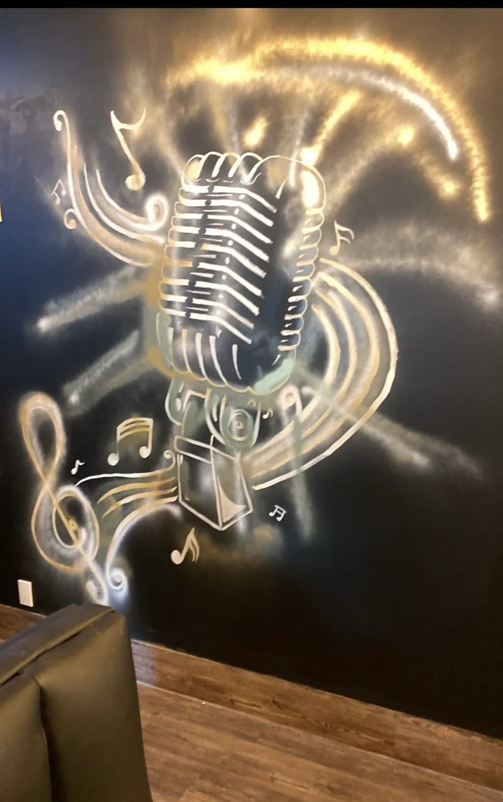 Vintage Microphone Melody