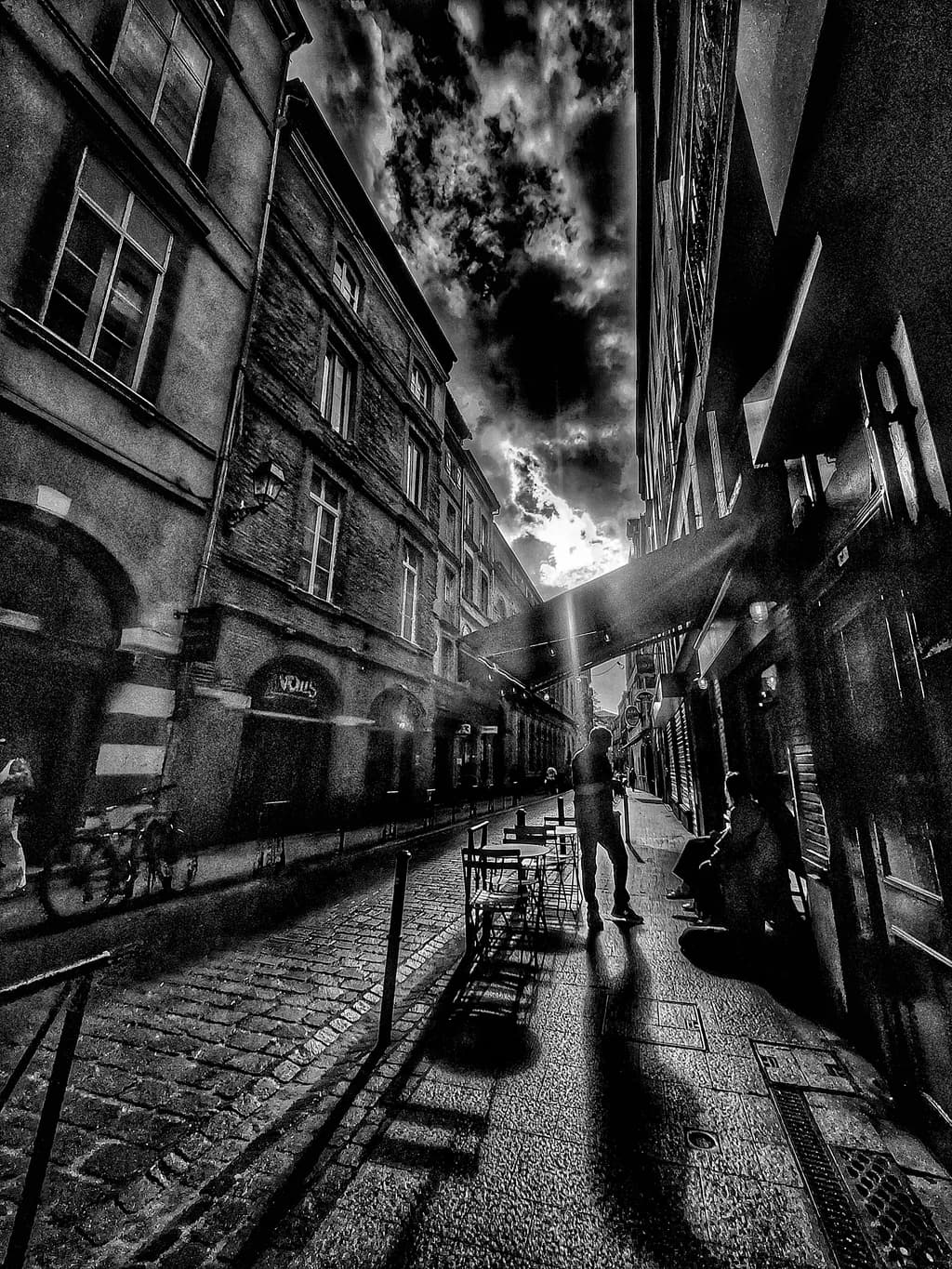 Crepuscule street