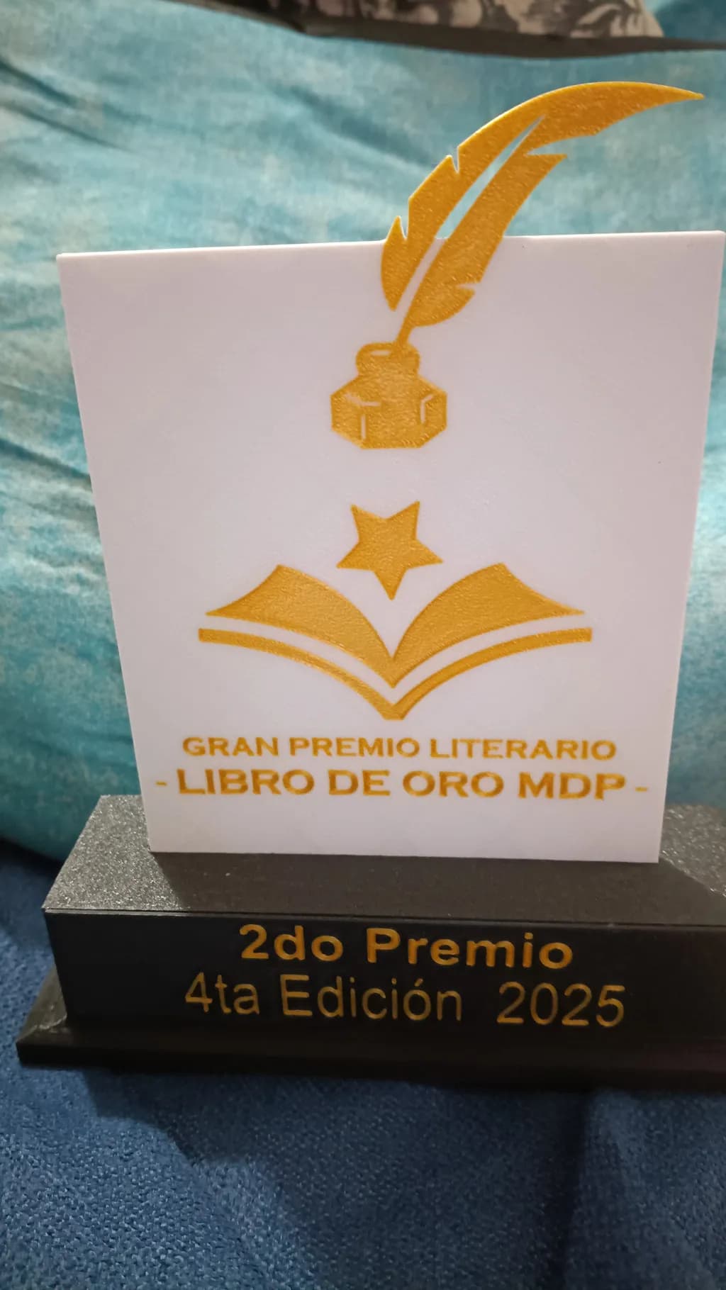 Libro de Oro Award 2025