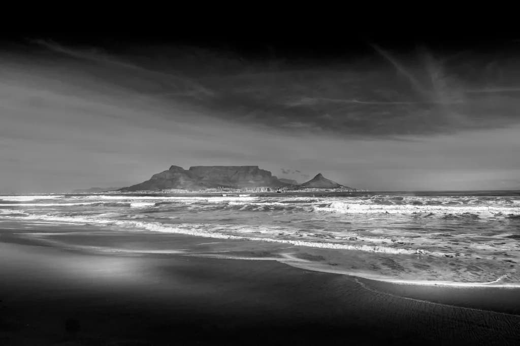 Finding Solace: The Serene Beauty of Table Bay