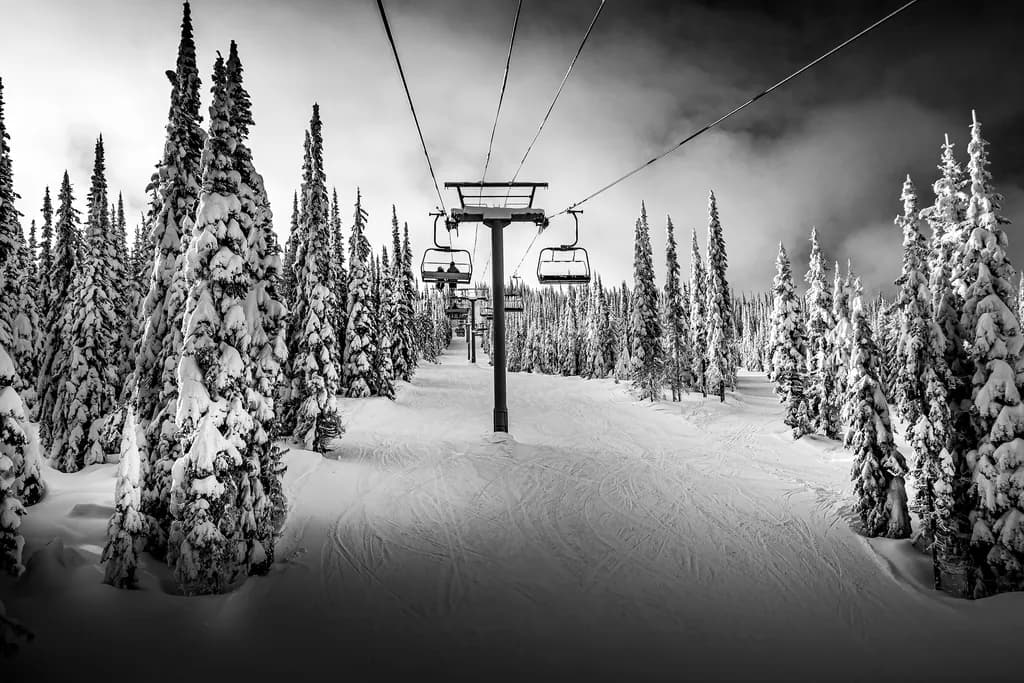 Skilift at Sun Peaks