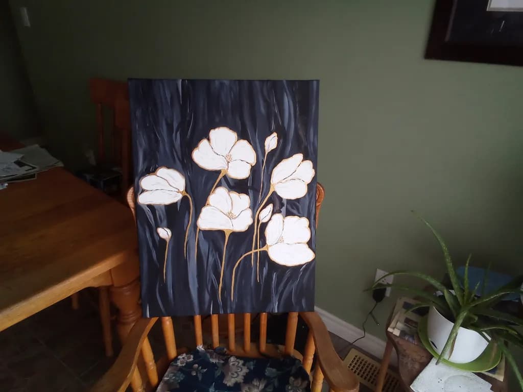 Golden Outlined Flowers