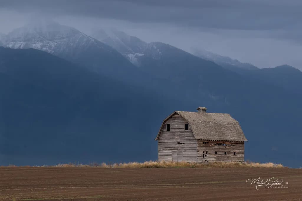 Flathead Valley Rustic Barn