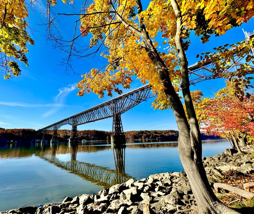 A Quiet Autumn Reflection Beneath the “Walkway Over the Hudson”