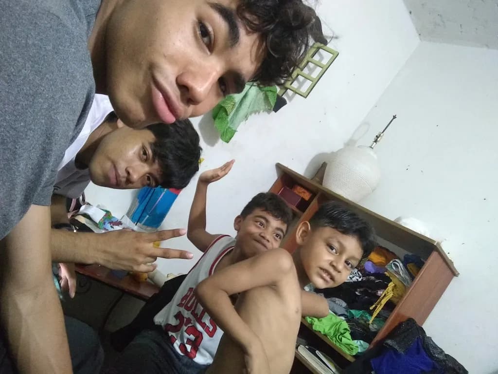 Casual Room Hangout